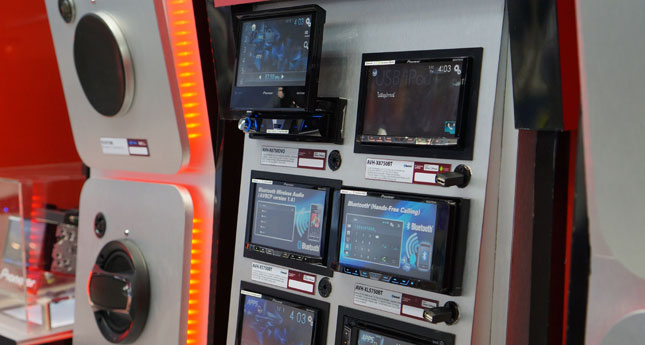 Pioneer flagship receiver launch