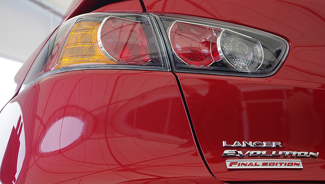 End of an era: Mitsubishi releases details of Lancer Evolution Final ...