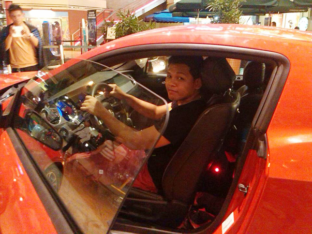 Ford Mustang party photo contest