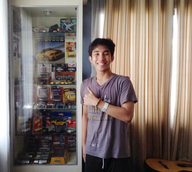 Ford Mustang party photo contest