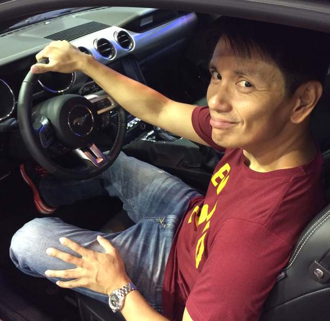 Ford Mustang party photo contest