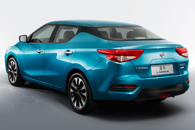 Nissan Lannia
