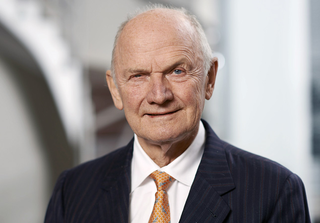 Volkswagen chairman Ferdinand Piech resigns