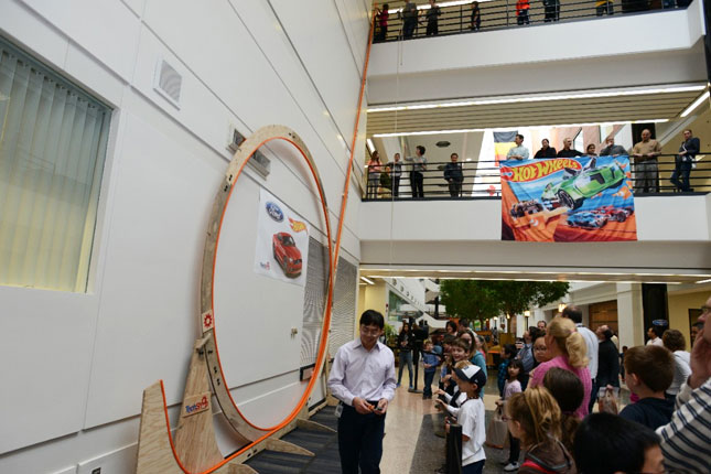 Ford Hot Wheels loop