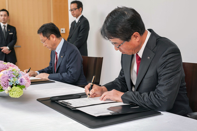 Toyota-Mazda partnership