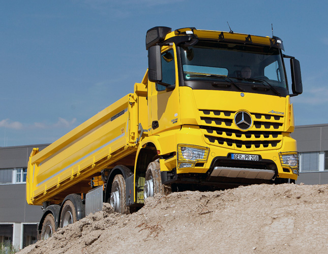 Mercedes-Benz Arocs 3245