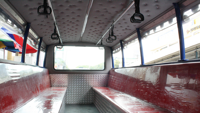 Ejeep interior