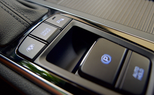 Hyundai Sonata review Hyundai Sonata review