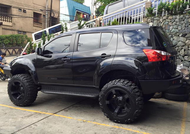 Doug Kramer's Isuzu MU-X