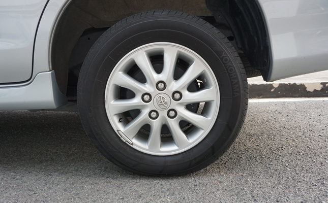 Toyota Innova test drive Toyota Innova test drive