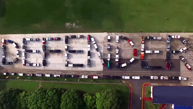 Land Rover Club tribute