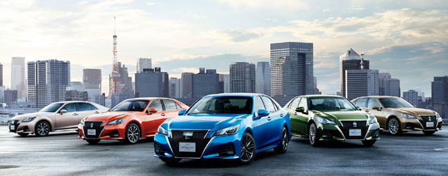 14th generation Toyota Crown