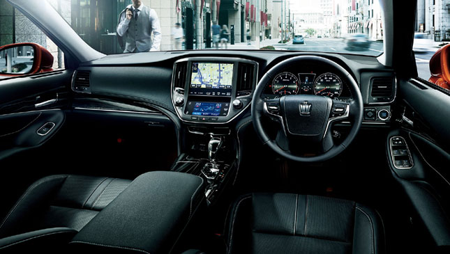 14th generation Toyota Crown