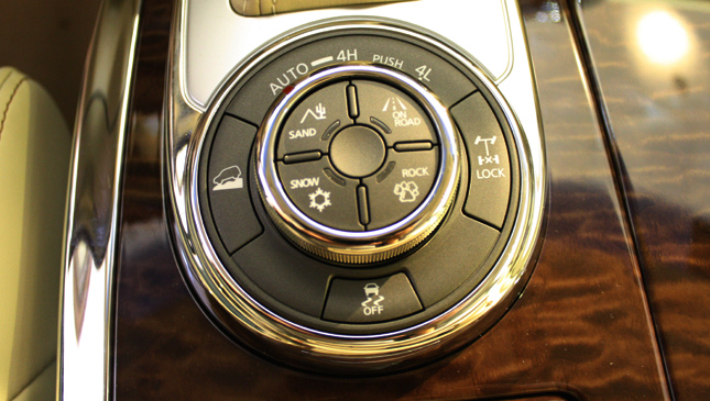 Nissan Patrol Royale