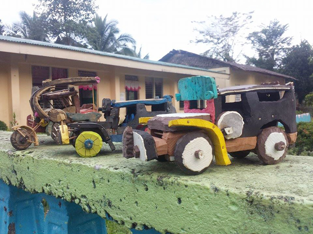 11-year-old Jupel’s toy vehicles from discarded flip-flops