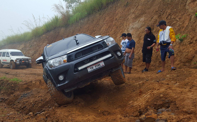 Off-road pickup trucks