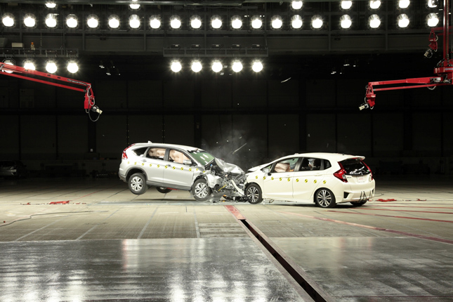 Honda crash test