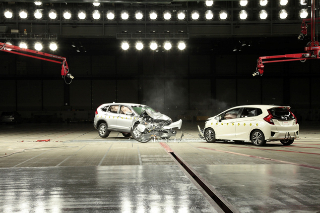 Honda crash test