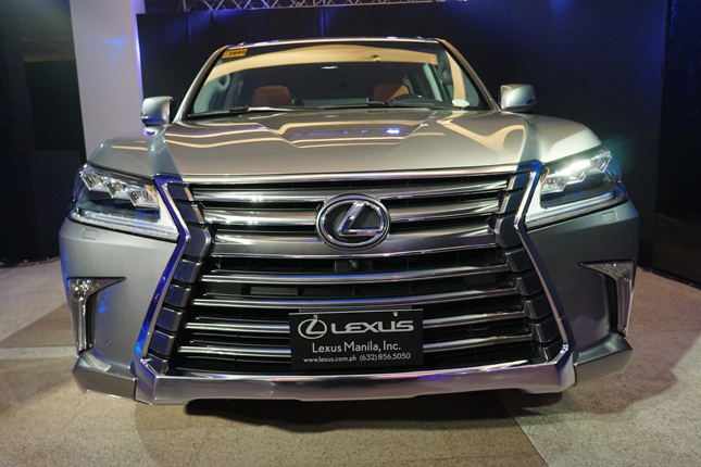 Lexus LX