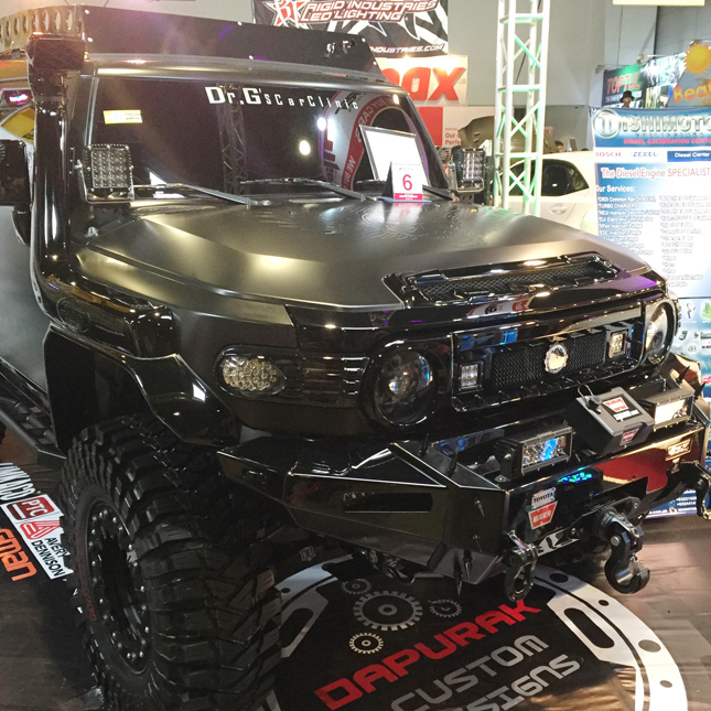 Toyota FJ Cruiser at 2015 Manila Auto Salon