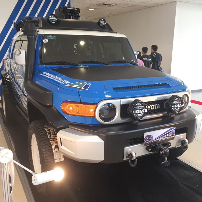 Toyota FJ Cruiser at 2015 Manila Auto Salon