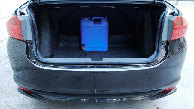 Honda City trunk Honda City trunk