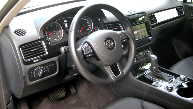 VW Touareg Sport