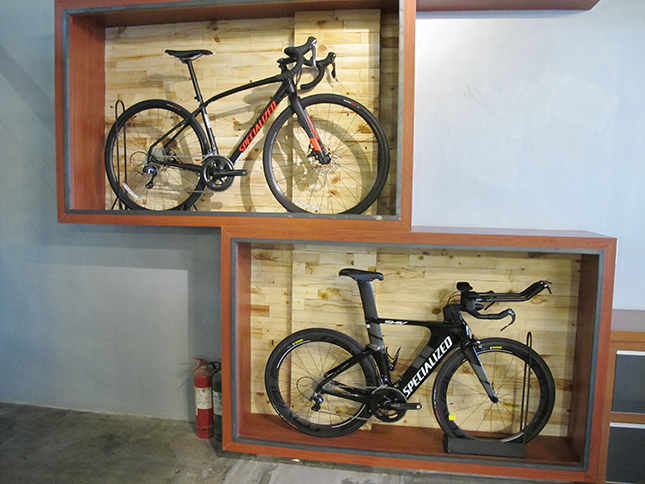 Maximus Athlete's Shop Cafe