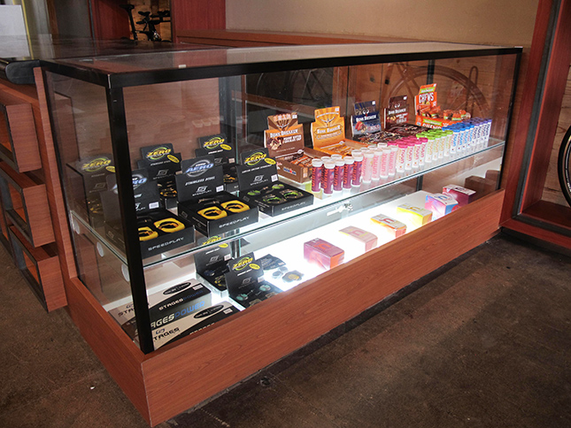 Maximus Athlete's Shop Cafe