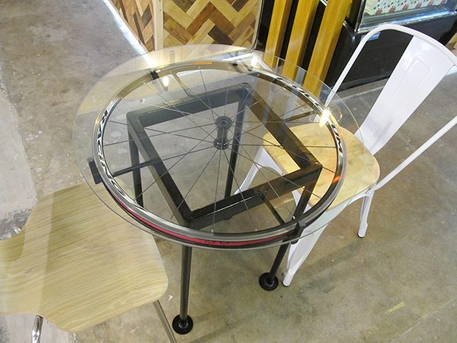 Maximus Athlete's Shop Cafe