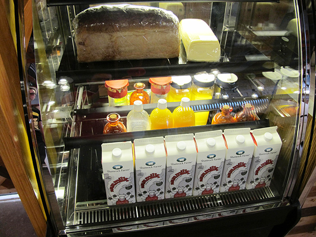 Maximus Athlete's Shop Cafe