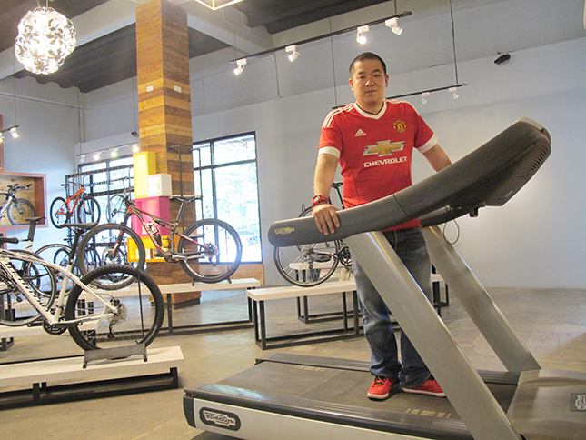 Maximus Athlete's Shop Cafe