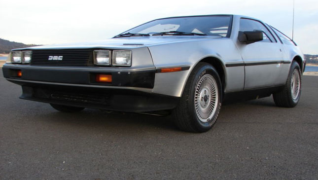 DeLorean DMC-12