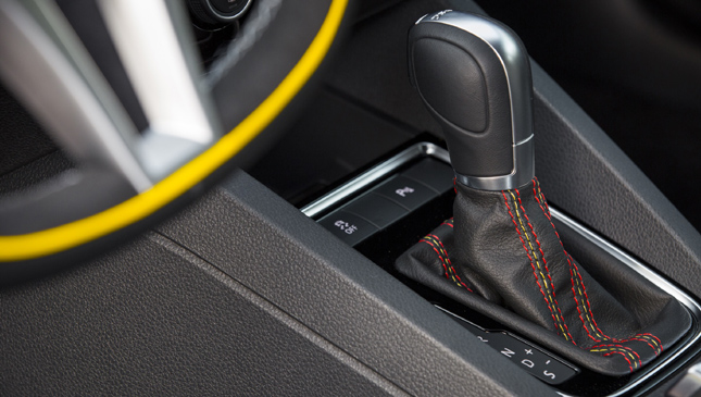 Volkswagen Jetta GLI Momo Edition