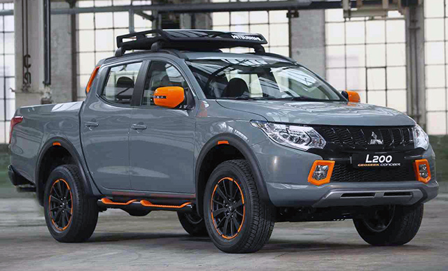 Mitsubishi Strada Geoseek concept