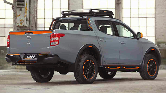 Mitsubishi Strada Geoseek concept