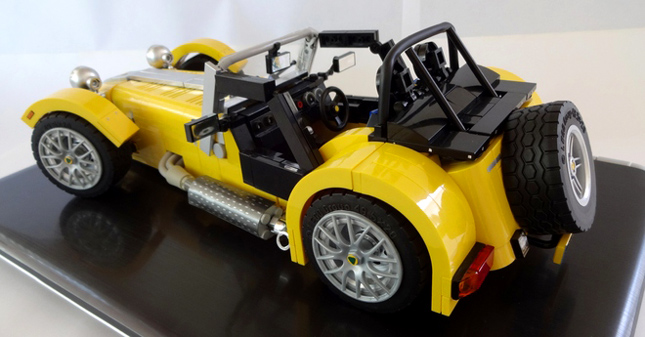 Caterham Seven Lego set