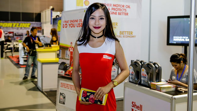 Trans Sport Show girl