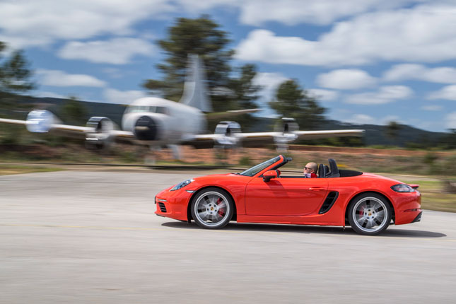 Porsche 718 Boxster S